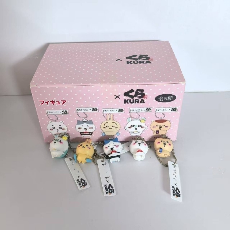 Car Accessories For Interior - 트렌디한 하치와레 우사기 만화 인형 장식품