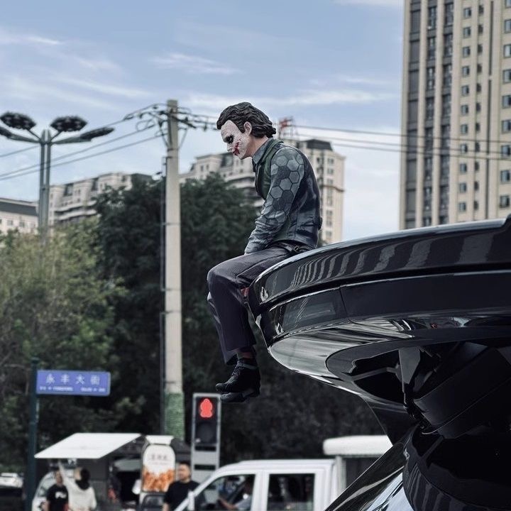 새로운 조커 히스 레저 액션 피규어 자동차 지붕 장식  - Car Accessories Joker 리뷰 및 가격